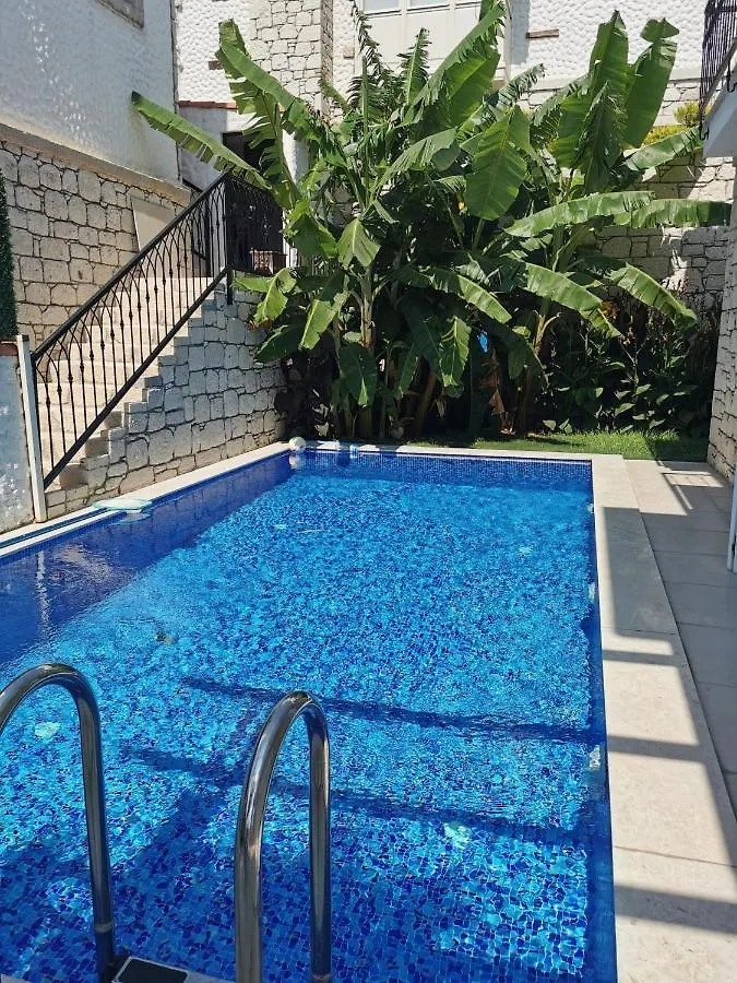 Evalacati - Villa Palma-Tamamen Muestakil Villa Çeşme 0*,