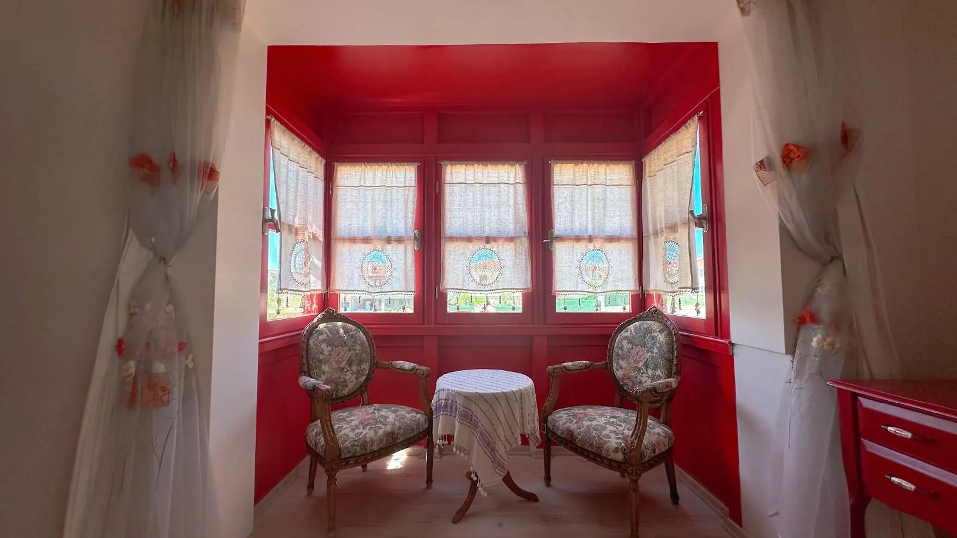 Evalacati - Villa Palma-Tamamen Muestakil Villa Çeşme