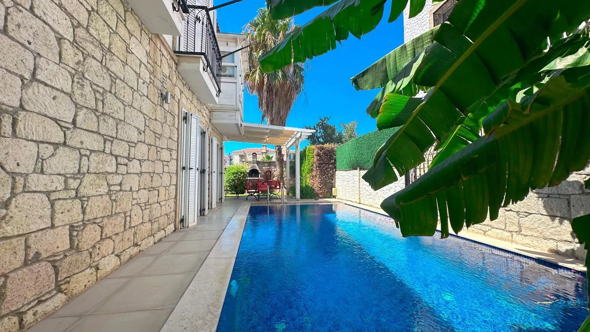 Evalacati - Villa Palma-Tamamen Muestakil Villa Çeşme