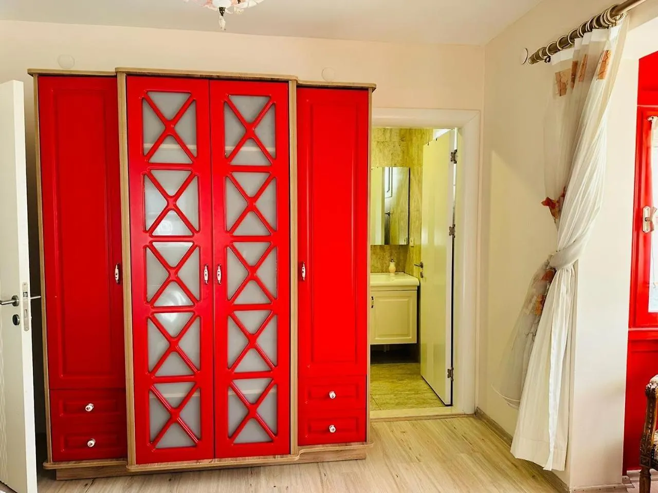 Evalacati - Villa Palma-Tamamen Muestakil Villa Çeşme
