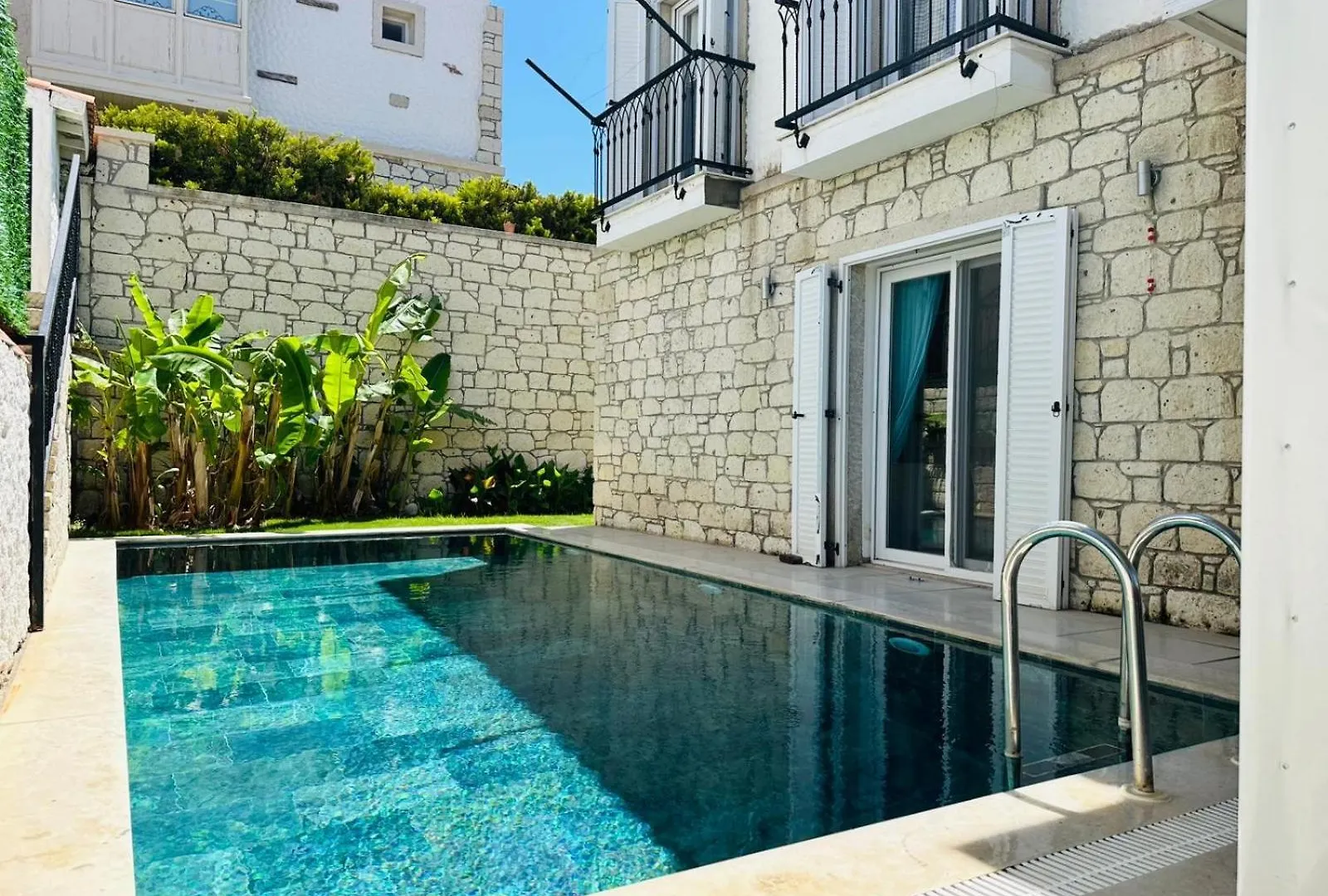 Evalacati - Villa Palma-Tamamen Muestakil Villa Çeşme