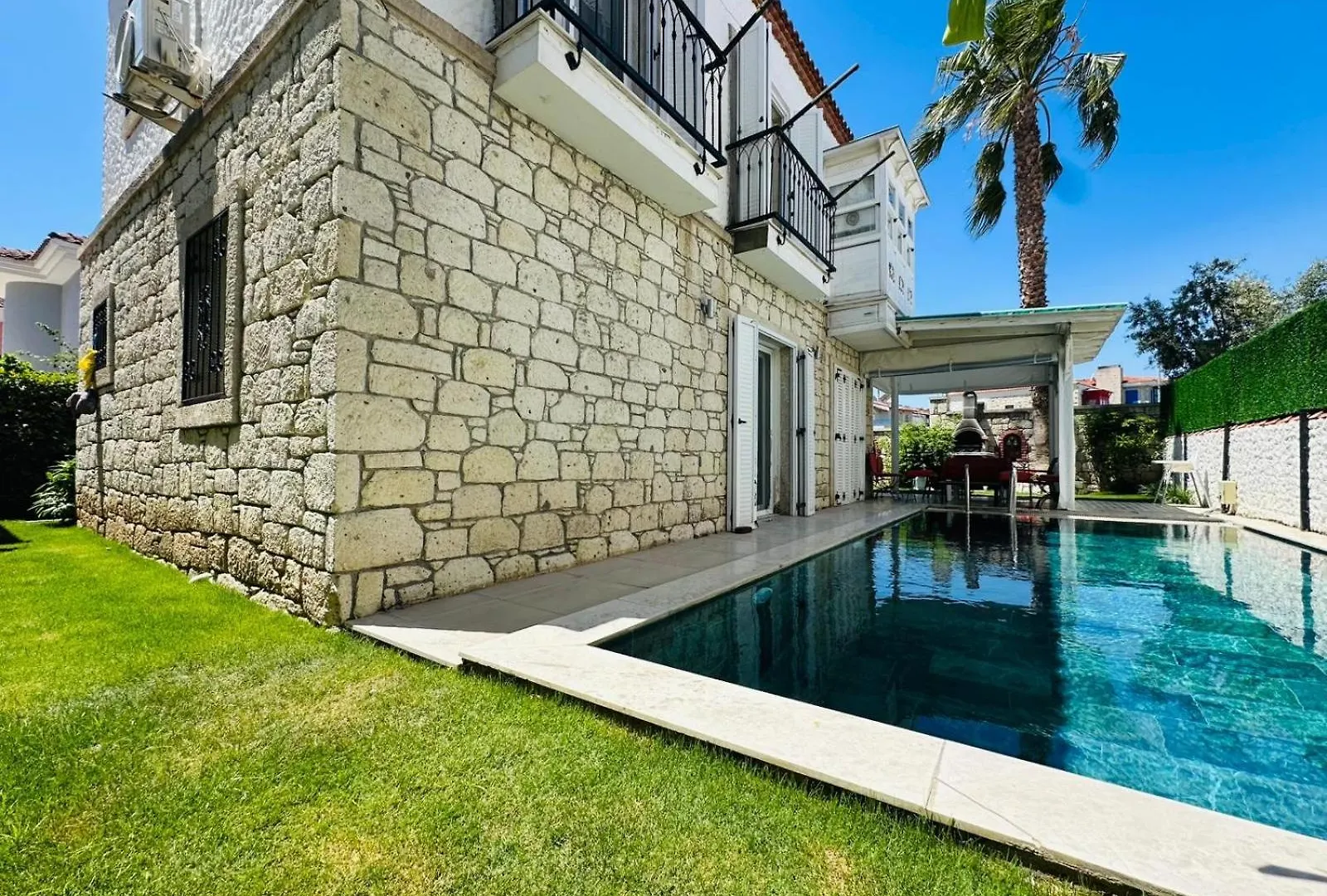 Evalacati - Villa Palma-Tamamen Muestakil Villa Çeşme