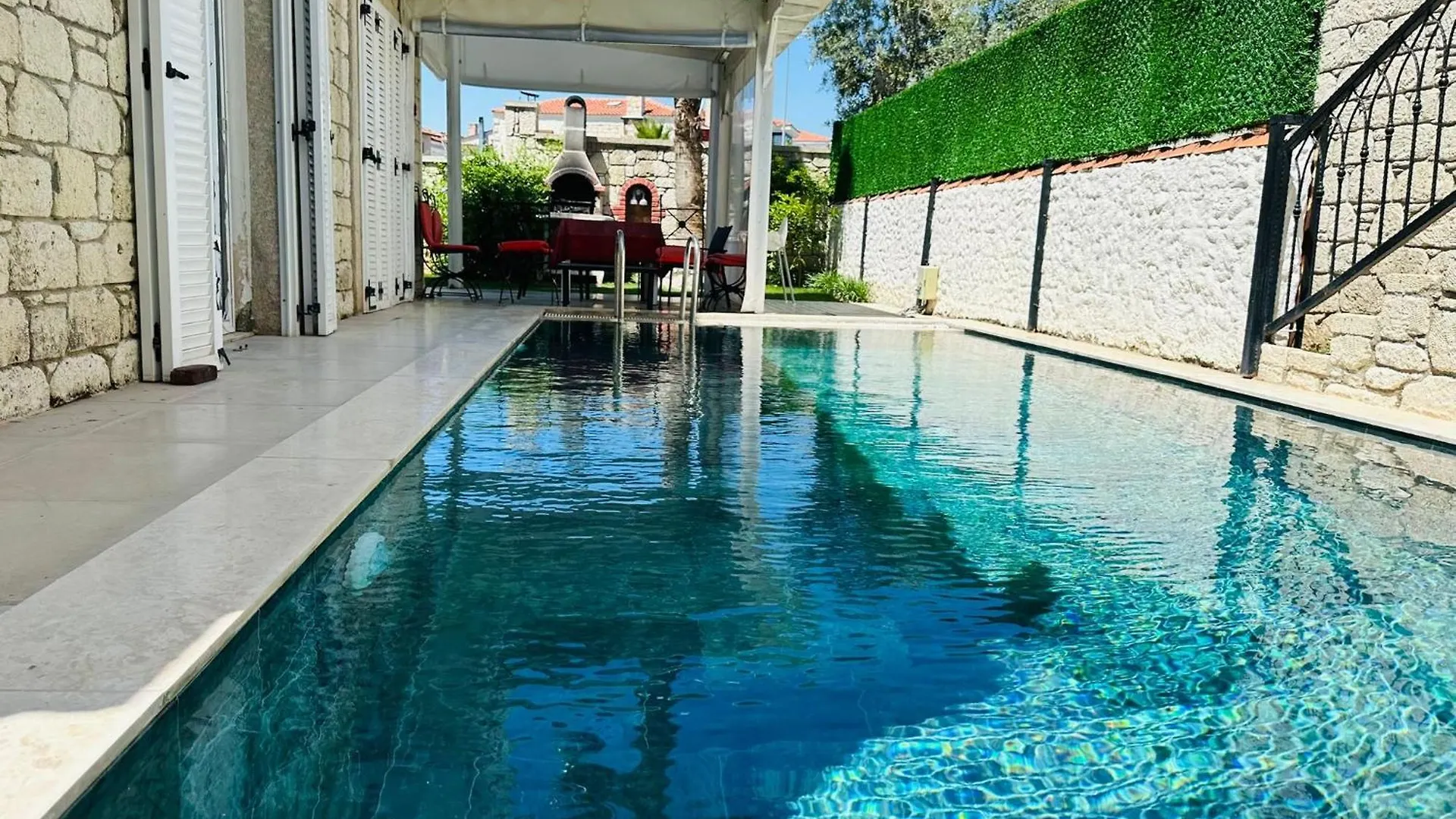 Evalacati - Villa Palma-Tamamen Muestakil Villa Çeşme