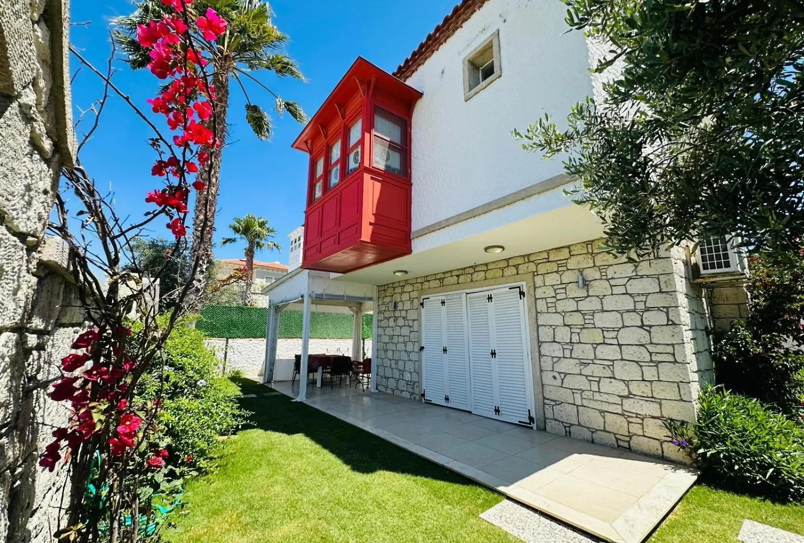 Evalacati - Villa Palma-Tamamen Muestakil Villa Çeşme