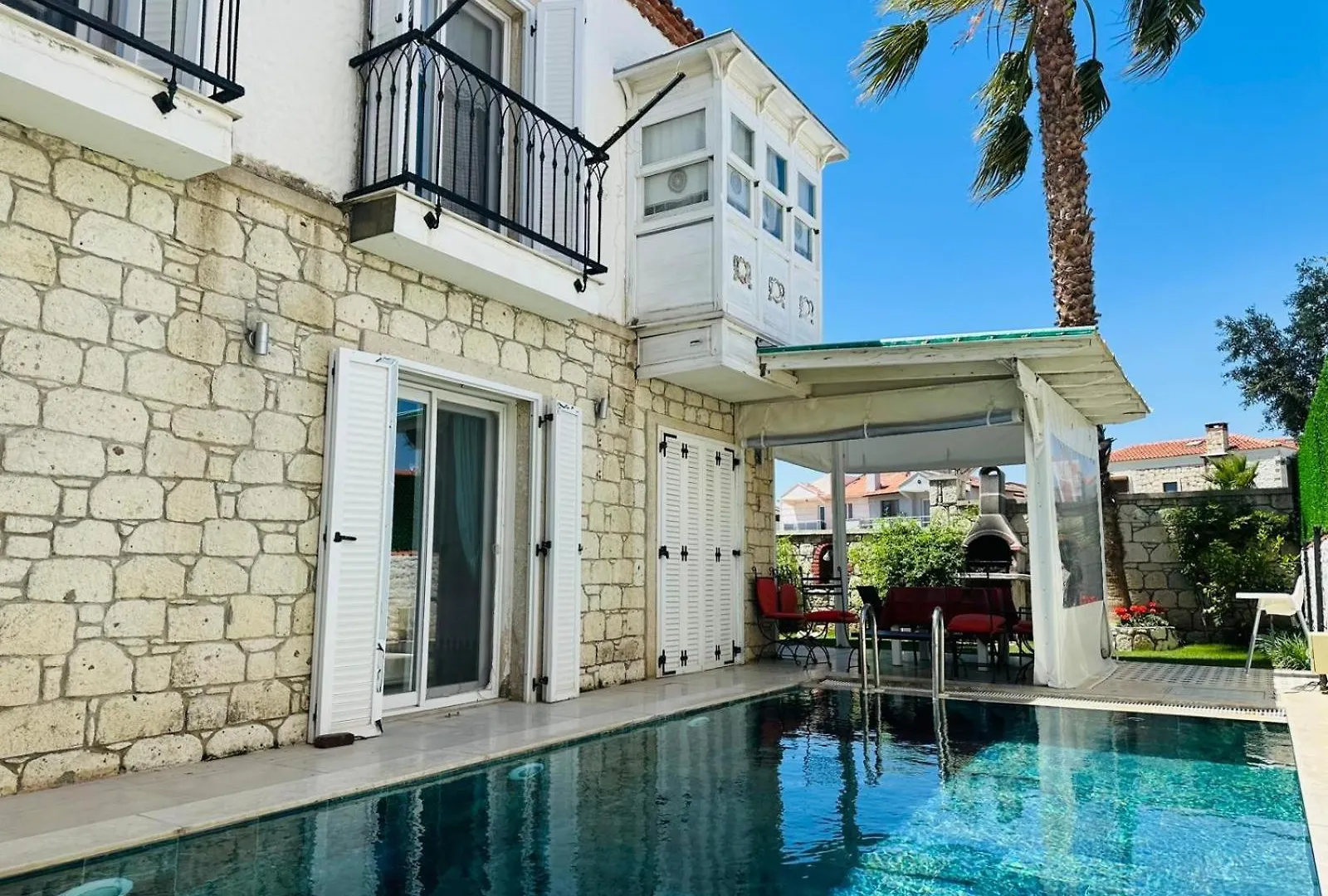 Evalacati - Villa Palma-Tamamen Muestakil Villa Çeşme